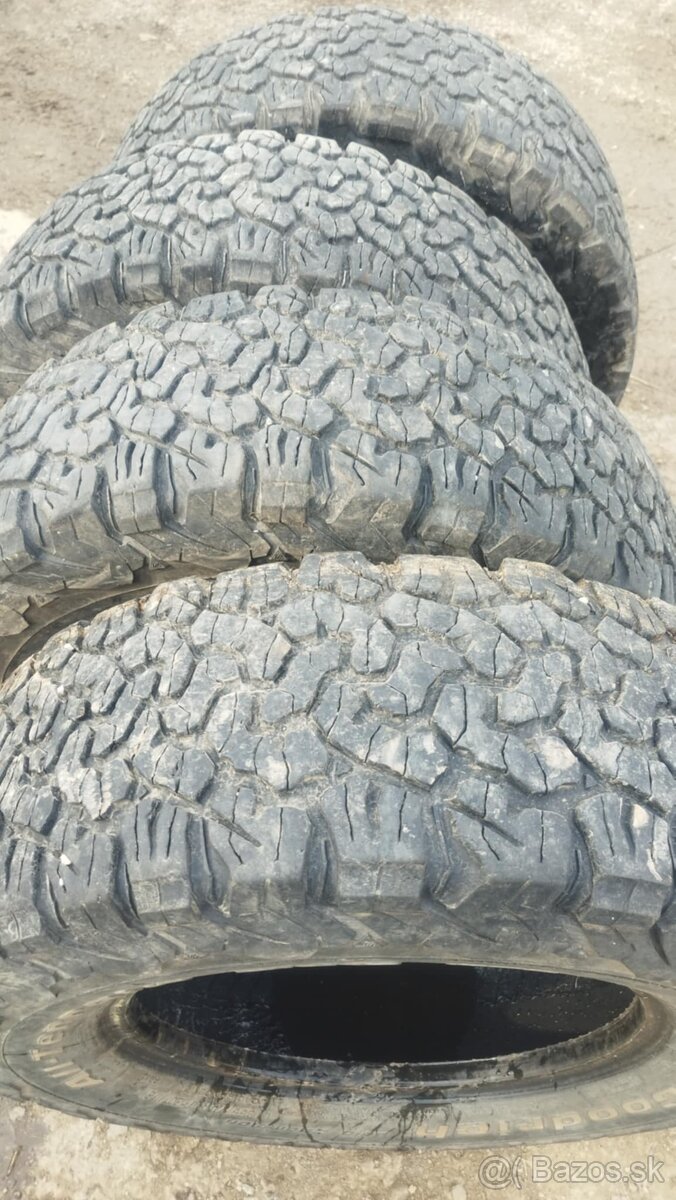 255/70 R16 BFGoodrich All-terrain A/T