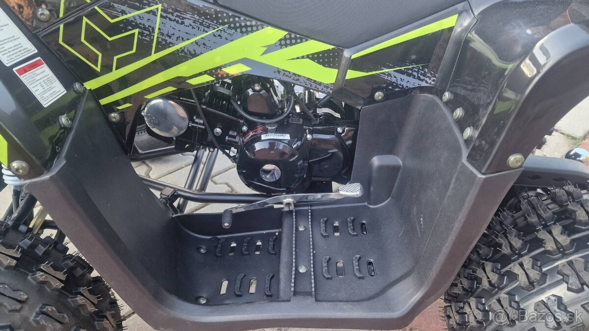 Čtyřtaktní čtyřkolka ATV MiniRocket Piranha 150ccm 1 rych. p