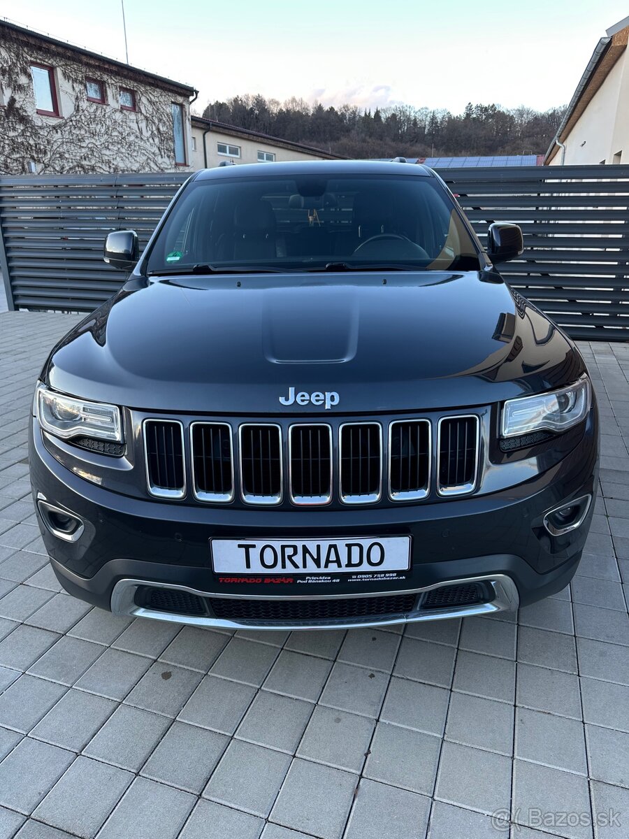 Jeep Grand Cherokee (WK2)