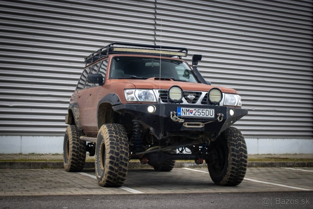 NISSAN PATROL GR 2.8 TDI Y61 Vagón