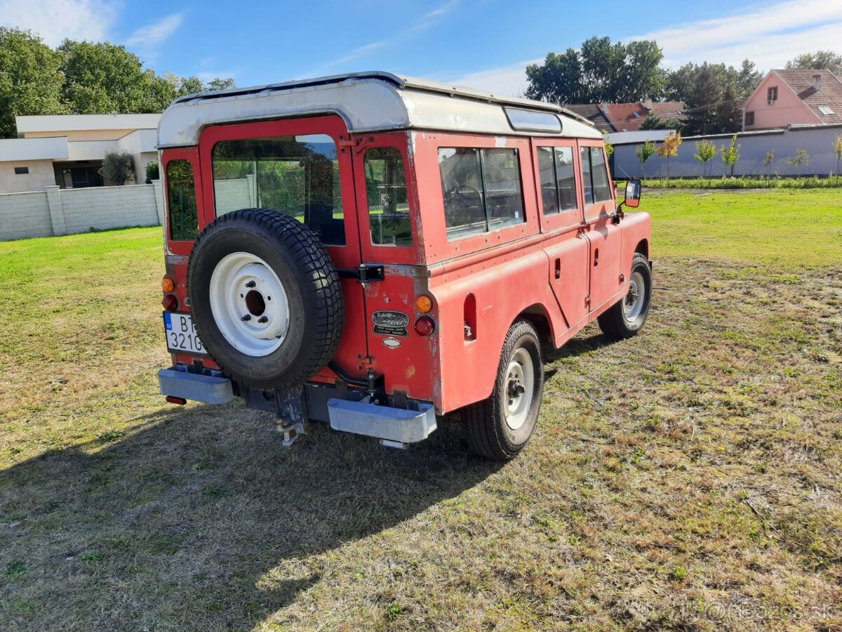 Land Rover Defender Seria 2A rok 1971