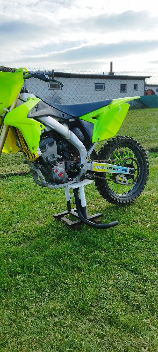 Suzuki rmz 250