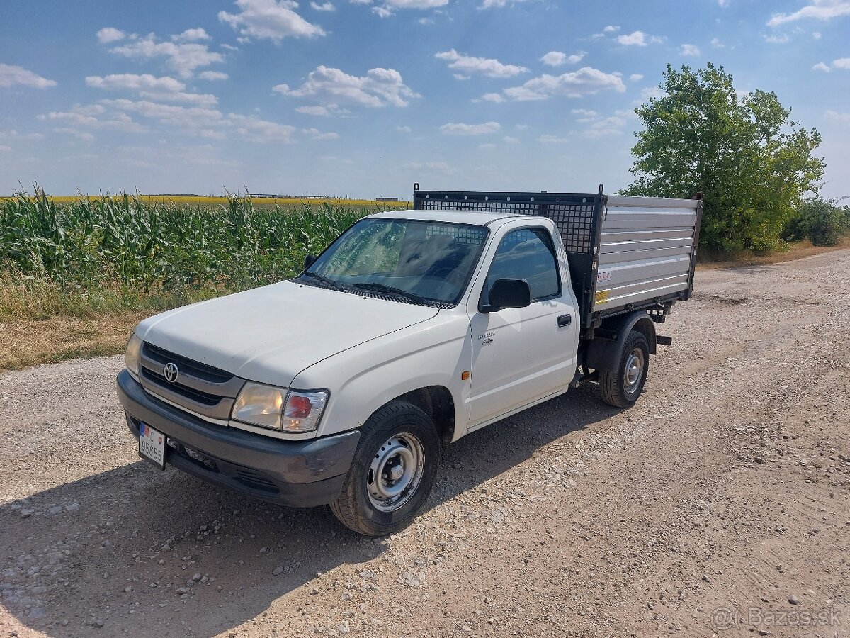 TOYOTA HILUX 3-STRANNÝ VYKLÁPAČ