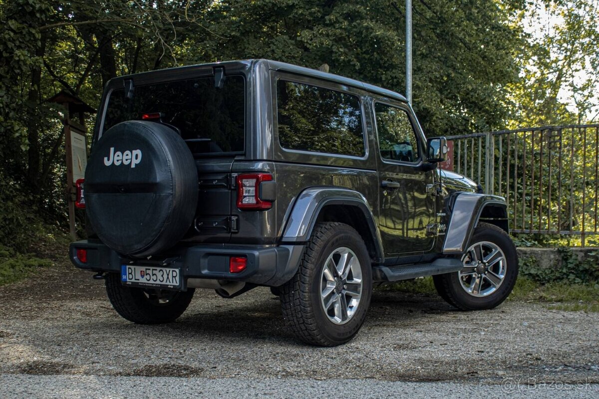 Jeep Wrangler SAHARA 2,0 Automat