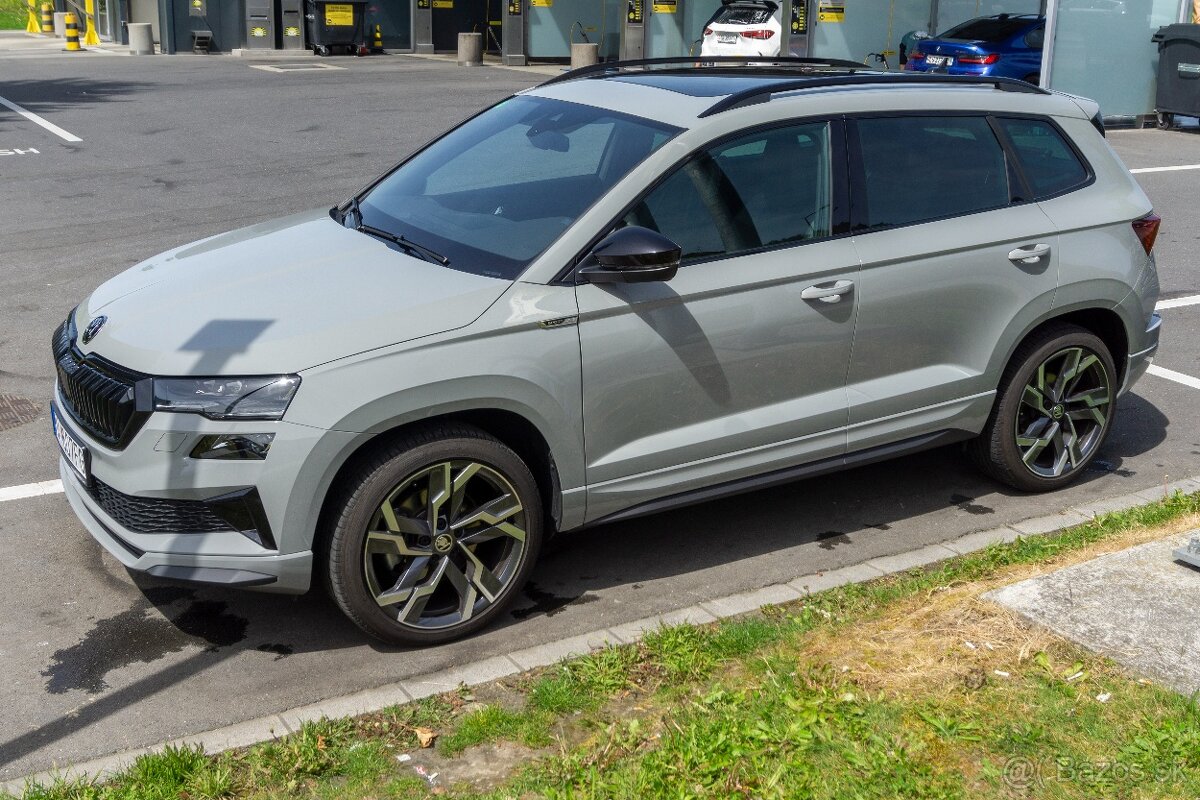 Škoda Karoq 2.0 TSI Sportline 4x4 DSG 140kW - FULL