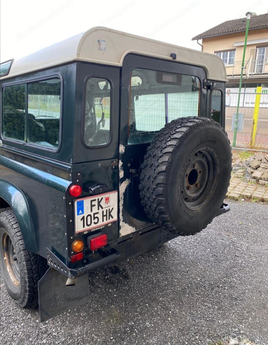 Land rover defender