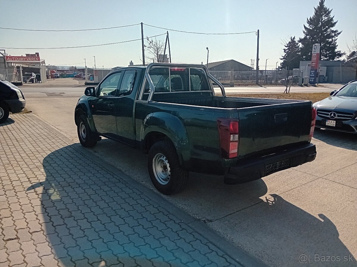 Isuzu D-max Space Cab Custom 4WD