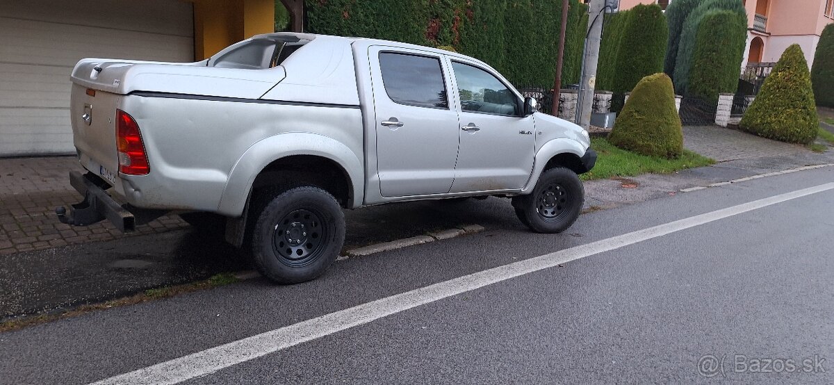 PREDAJ / VYMENA,    TOYOTA HILUX 3,0 D-4D