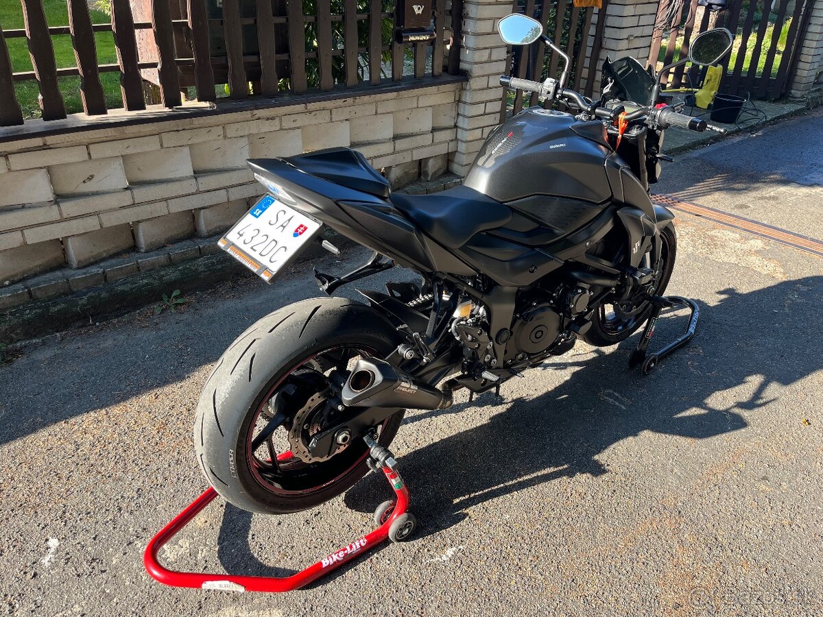 Suzuki GSX-S 750