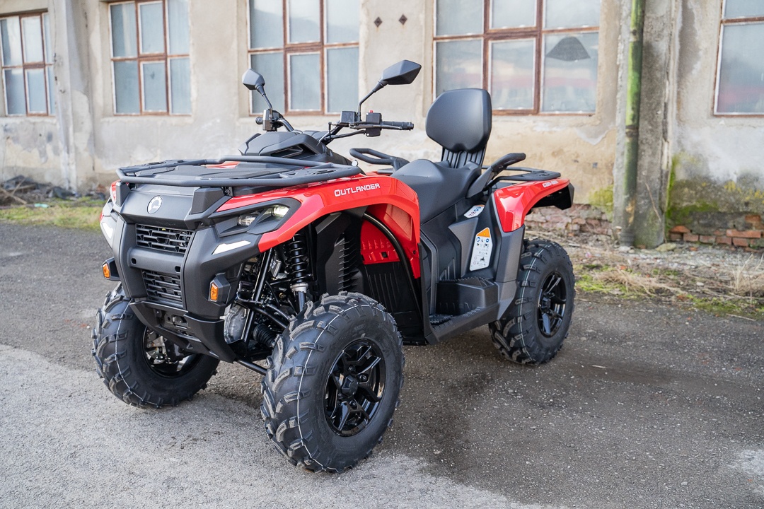 CAN-AM OUTLANDER MAX DPS T 700 2024