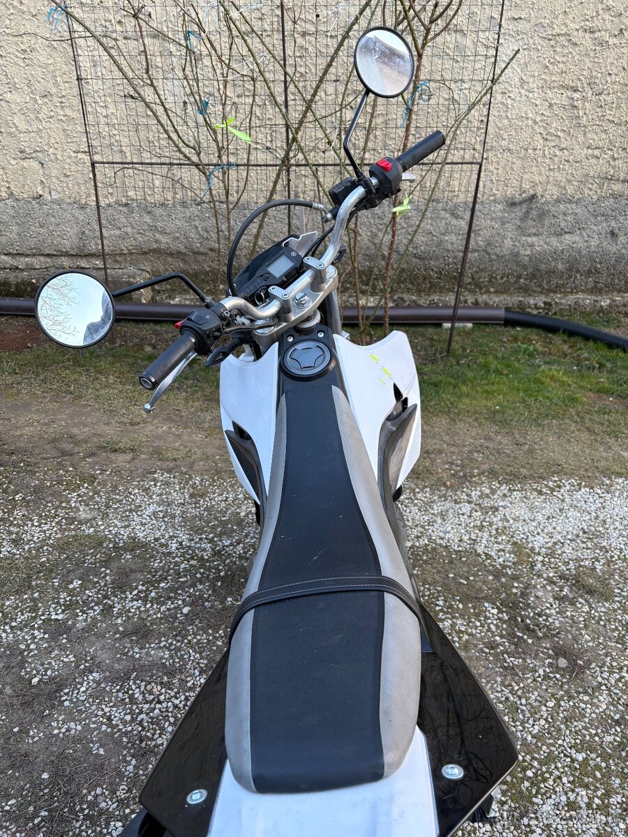 Yamaha WR125 X