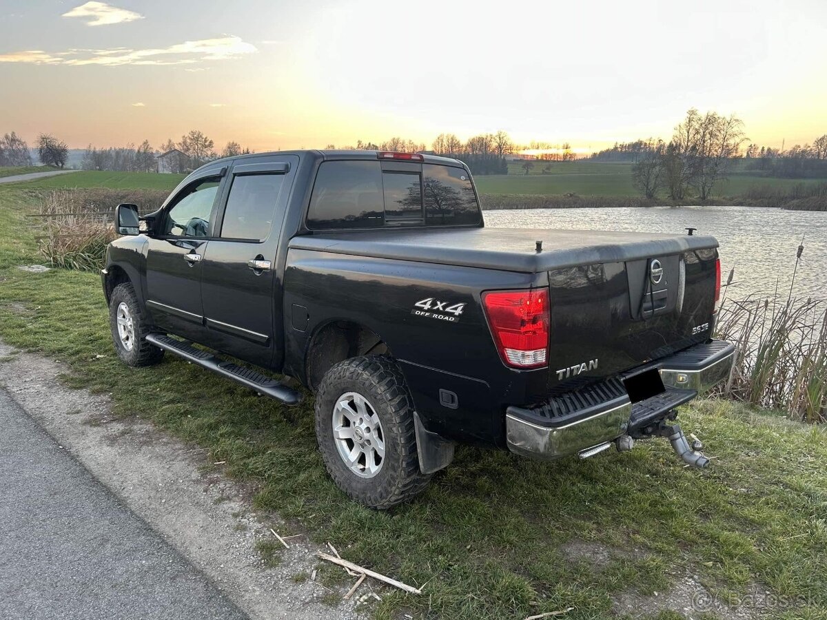 Nissan Titan 5.6 v8 King cabin, 119 xxx km