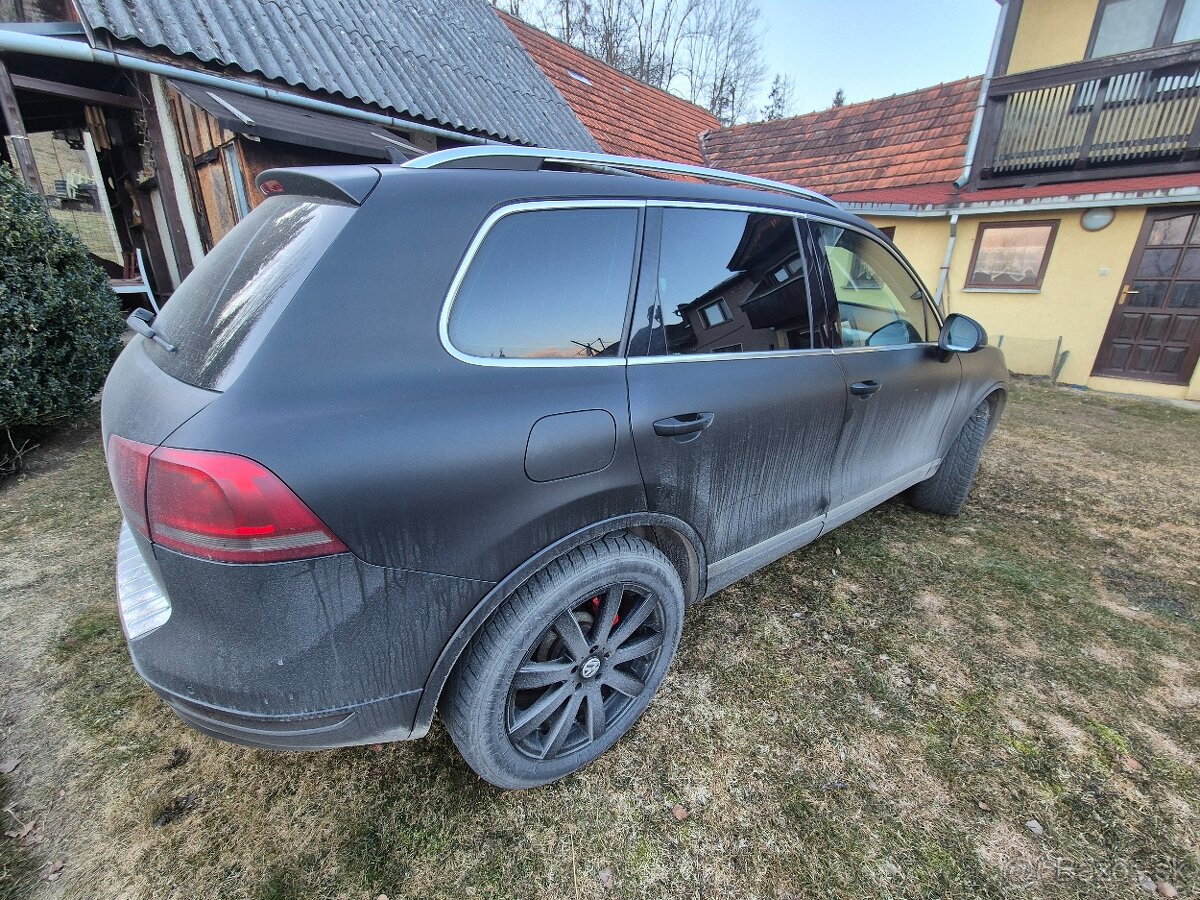 VW Touareg II 8 stupňový