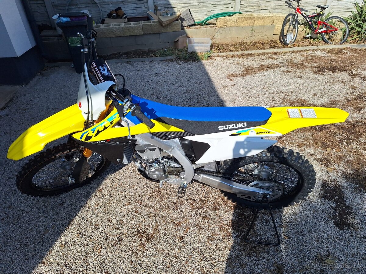 Suzuki RMZ 250