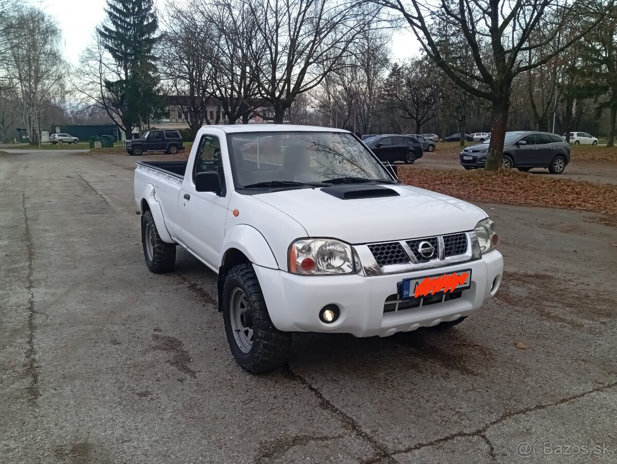 Nissan Navara NP300 4x4 , 2,5TDi