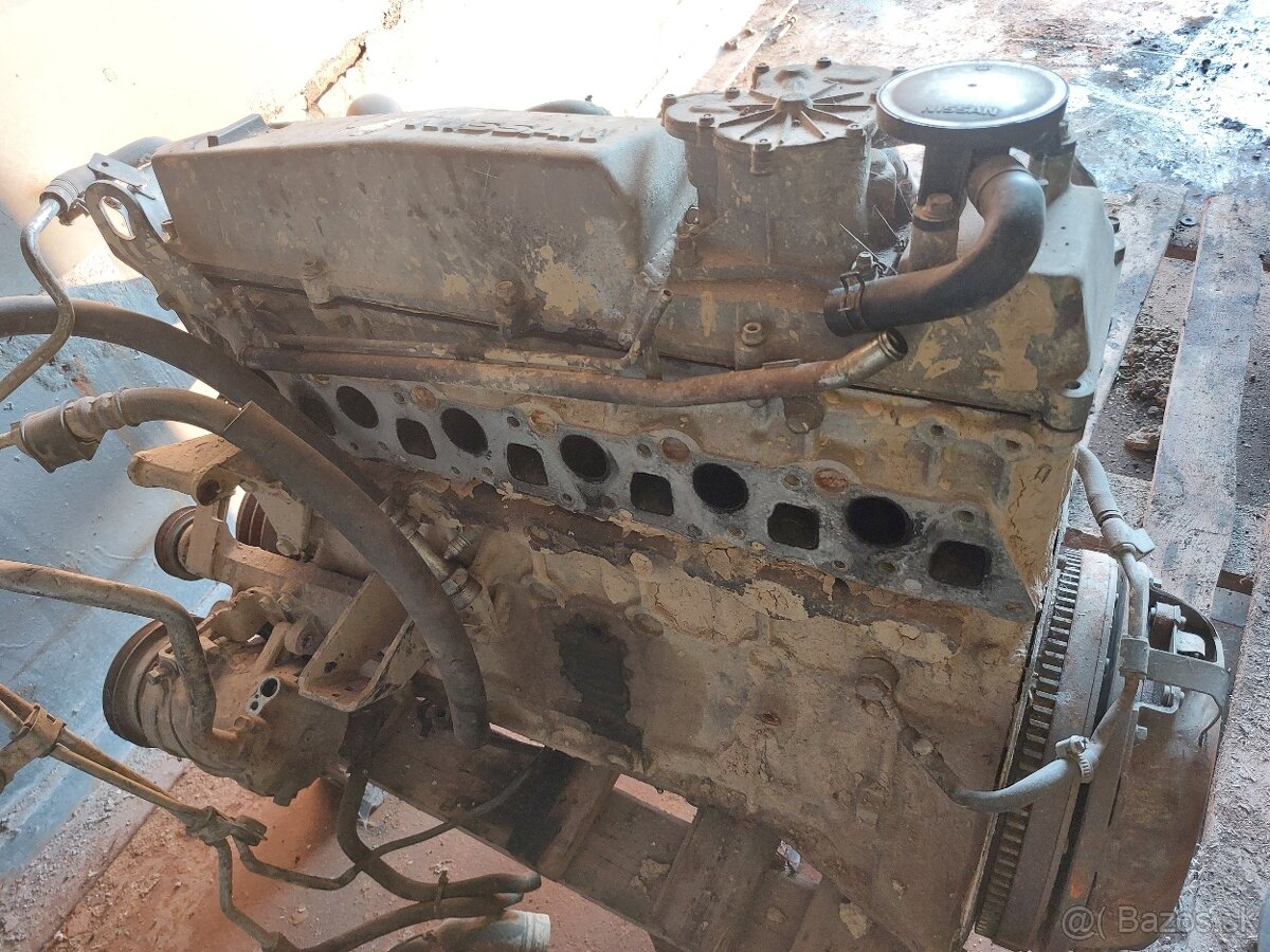 Nissan patrol y61 2.8 td motor