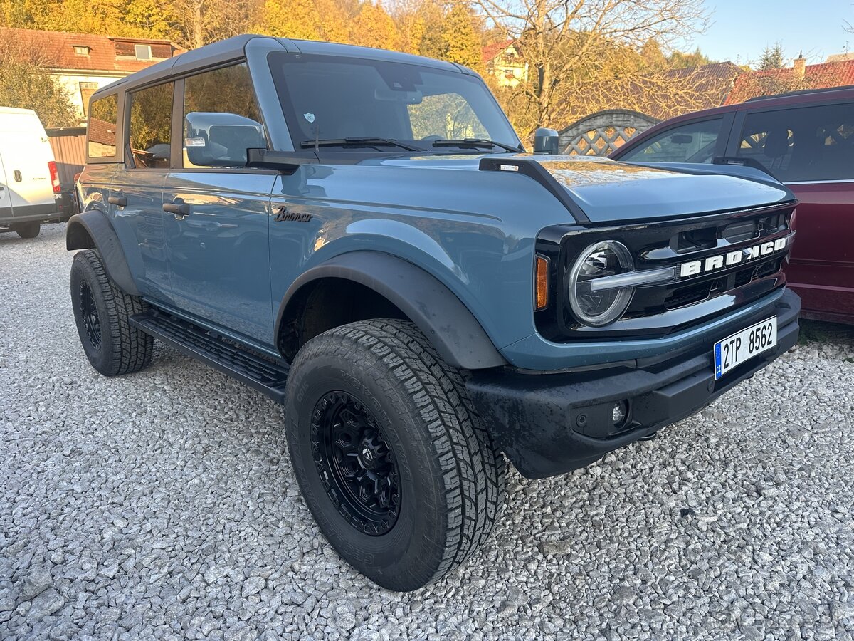 2023 Ford Bronco 2,7 V6 BigBend 2”lift 35” kolesa odp. DPH