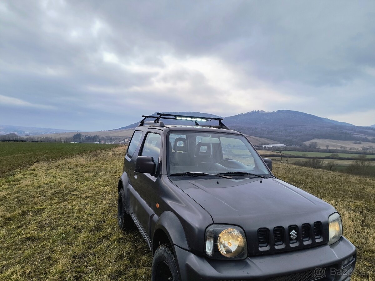 Predám Suzuki jimny 4x4 1.3 63kw rok 2009