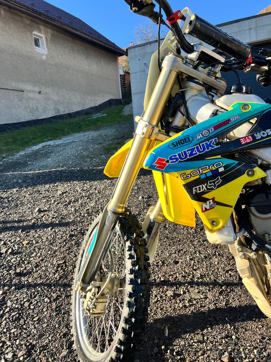 Suzuki rmz450