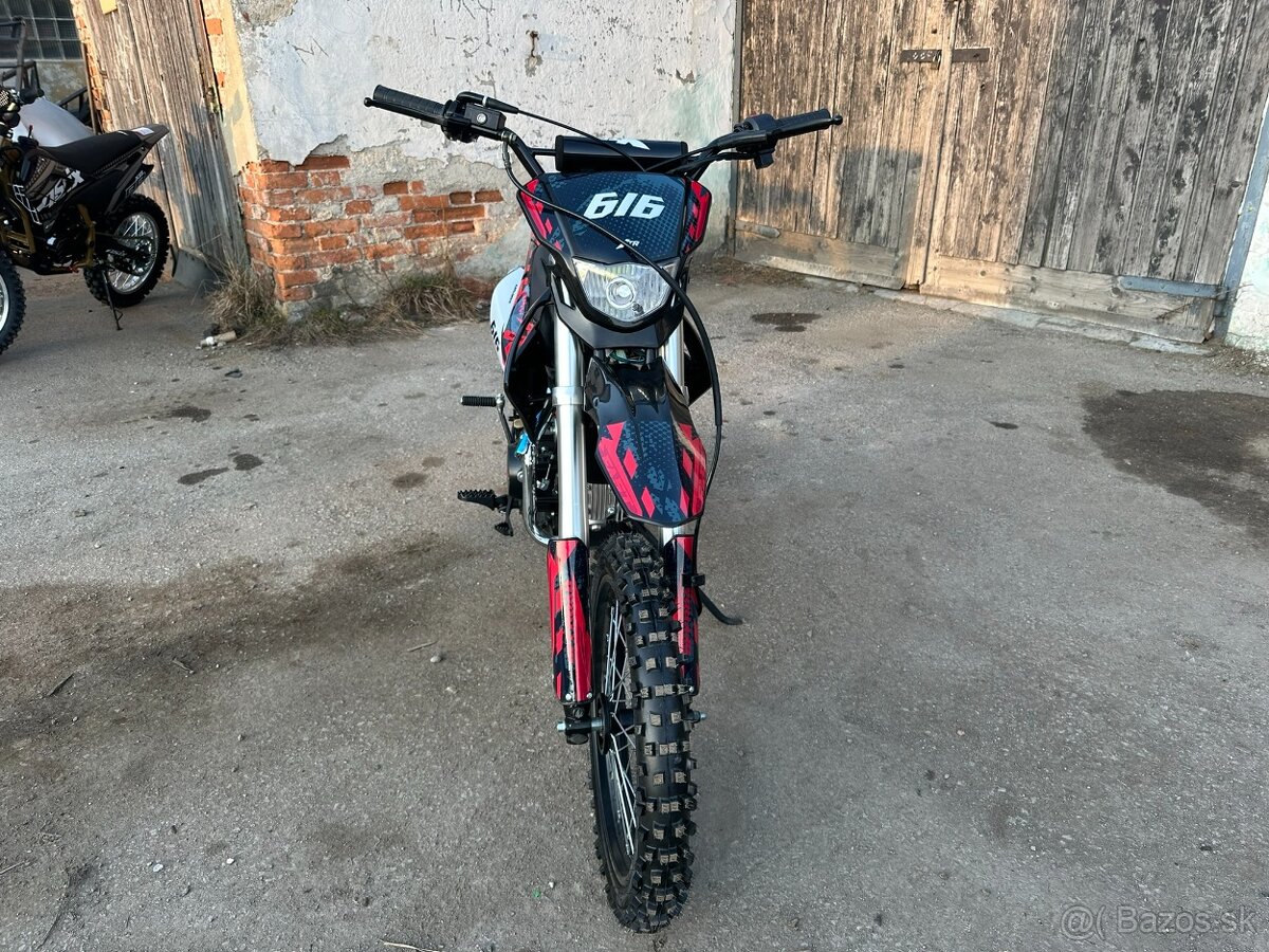 Pitbike XTR 616 125ccm červený