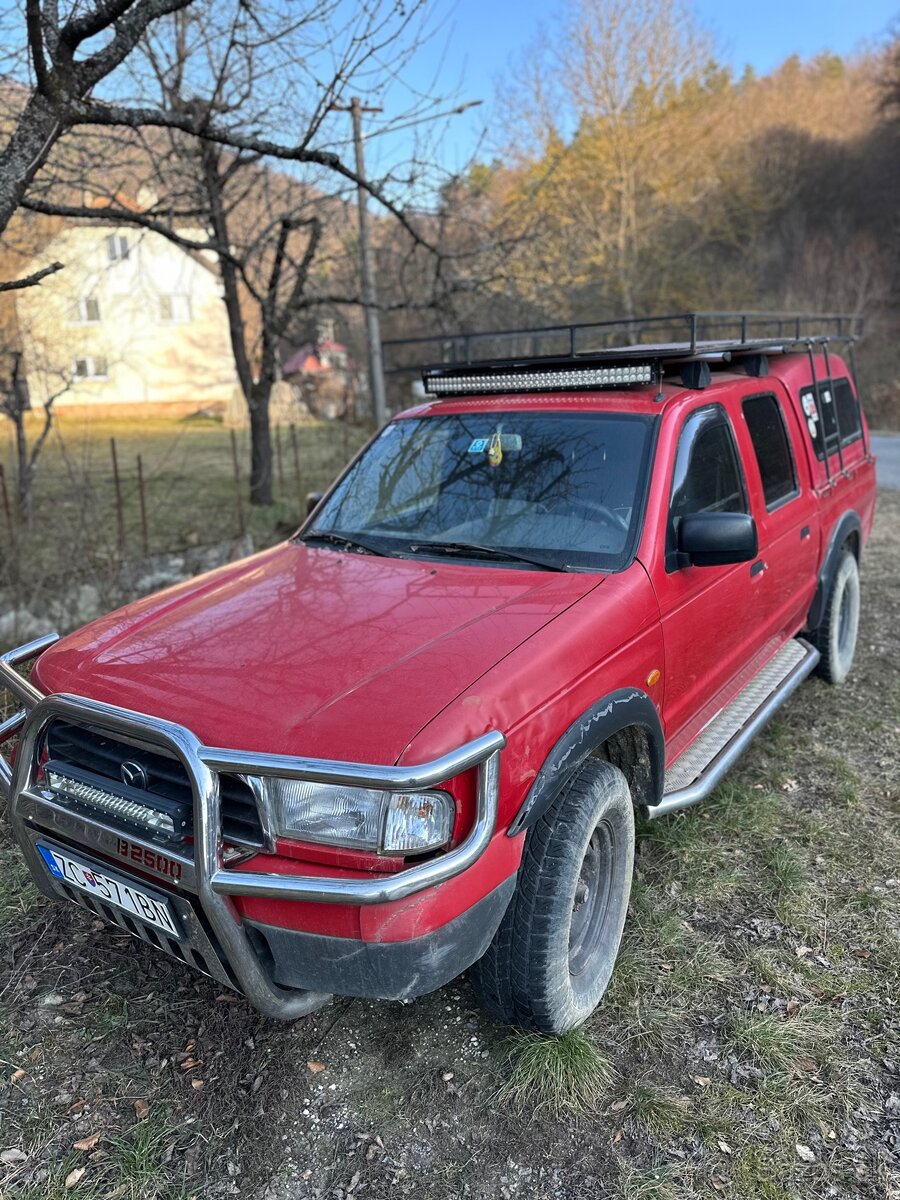 Mazda b2500