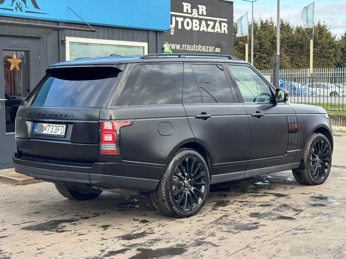 Land Rover Range Rover 4.4L SDV8 Vogue