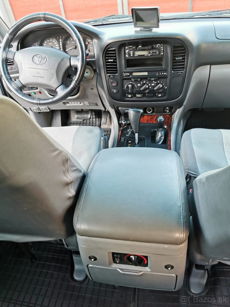 Toyota Land Cruiser 100 Executiv