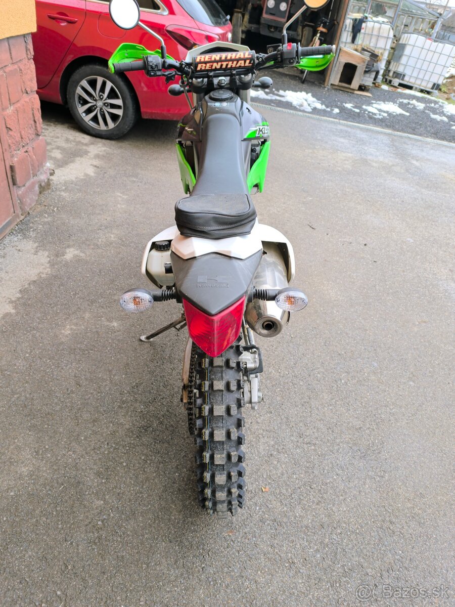 Predám motorku Kawasaki KLX 250