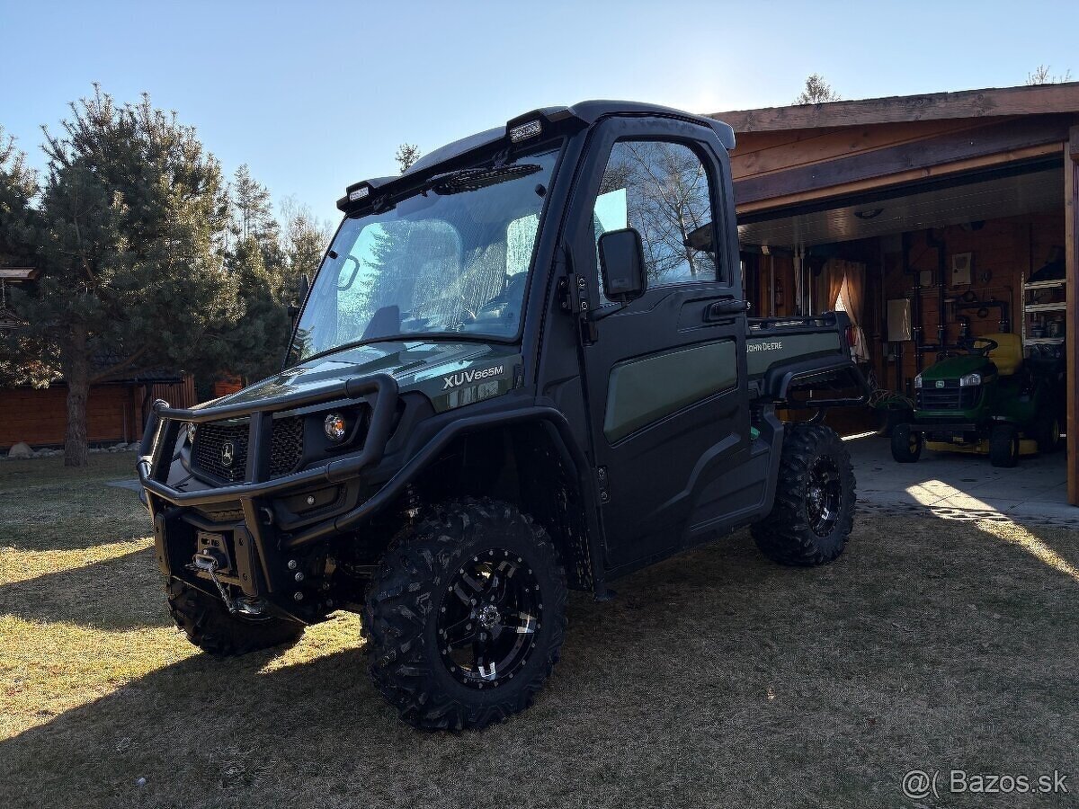 John deere Gator