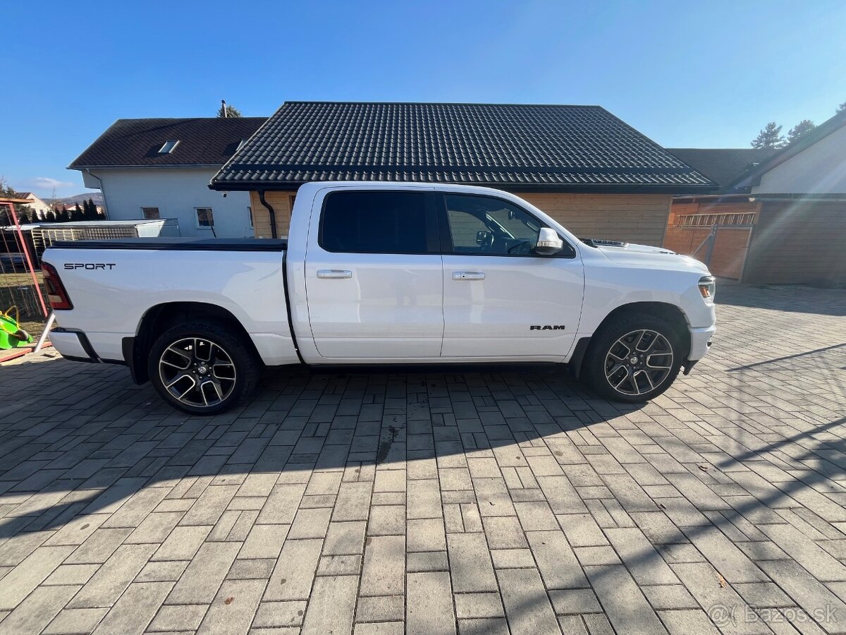 Dodge Ram 1500 2020 4x4 5.7 V8