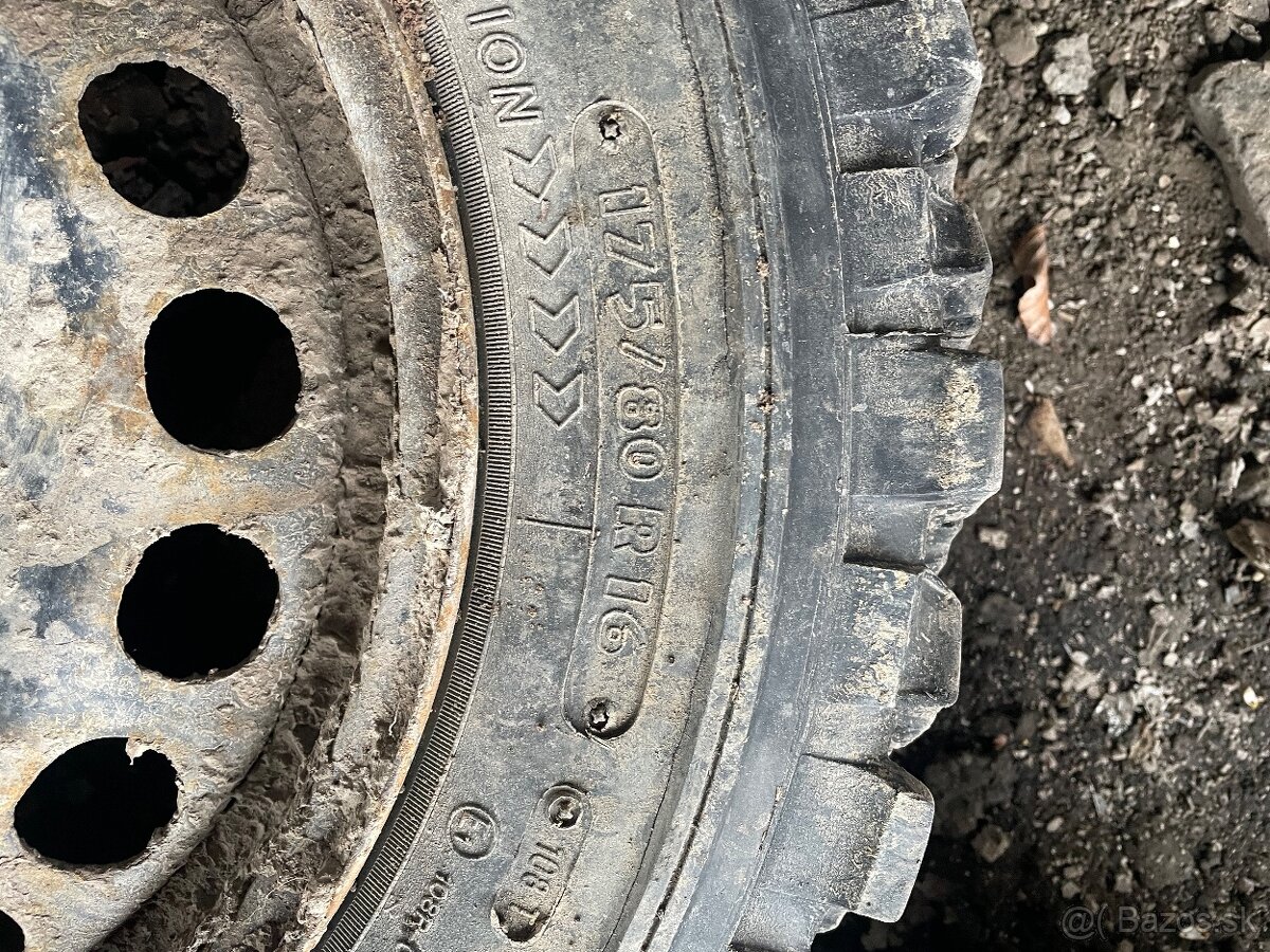 Pneu 175/80R16 TRUCK 2000