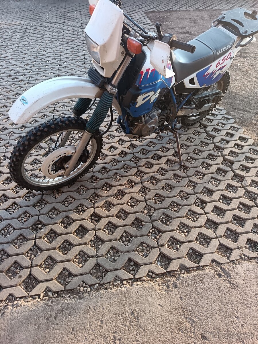 Suzuki 650dr