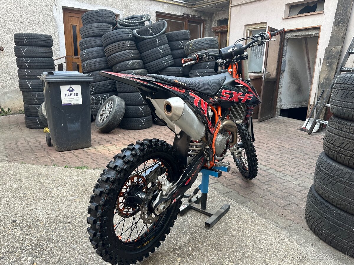 KTM 450 SX-F 2022