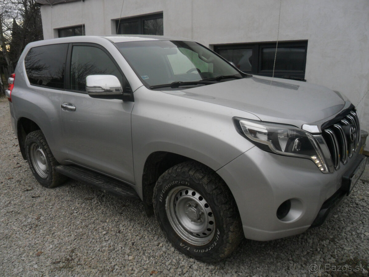 Toyota Land Cruiser 150 model 2016