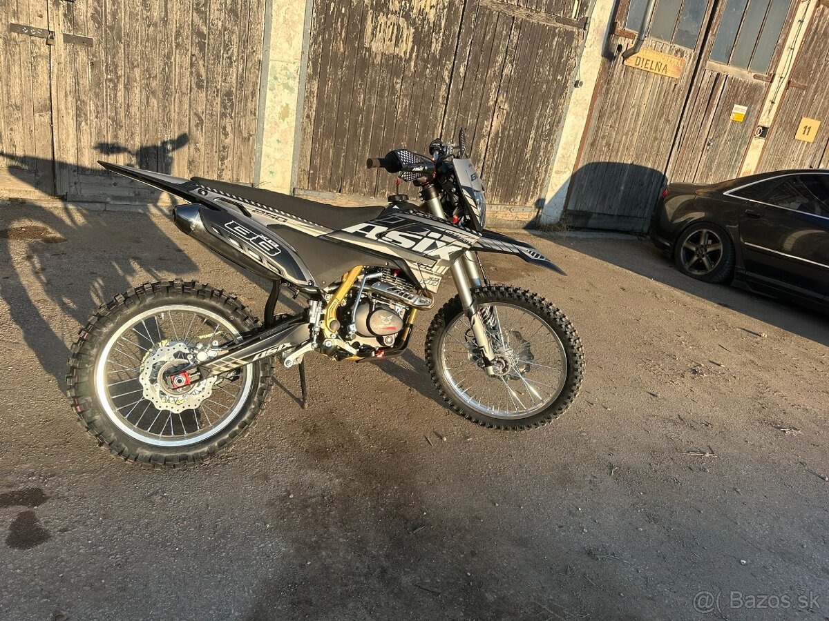 Enduro ASIX XB88 250CM3 21/18 Model 2025