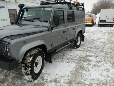 Land Rover Defender 110