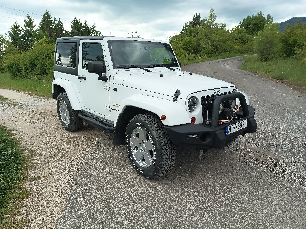 Jeep Wrangler Sahara JK 3,8 benzín V6 LPG