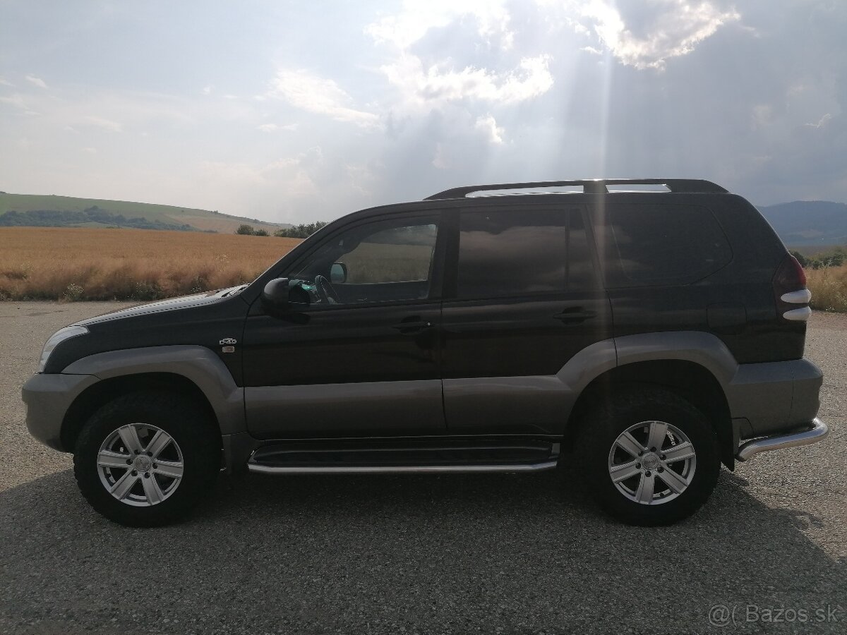 Toyota Land Cruiser 3.0 D-4D ESP TCS A/T