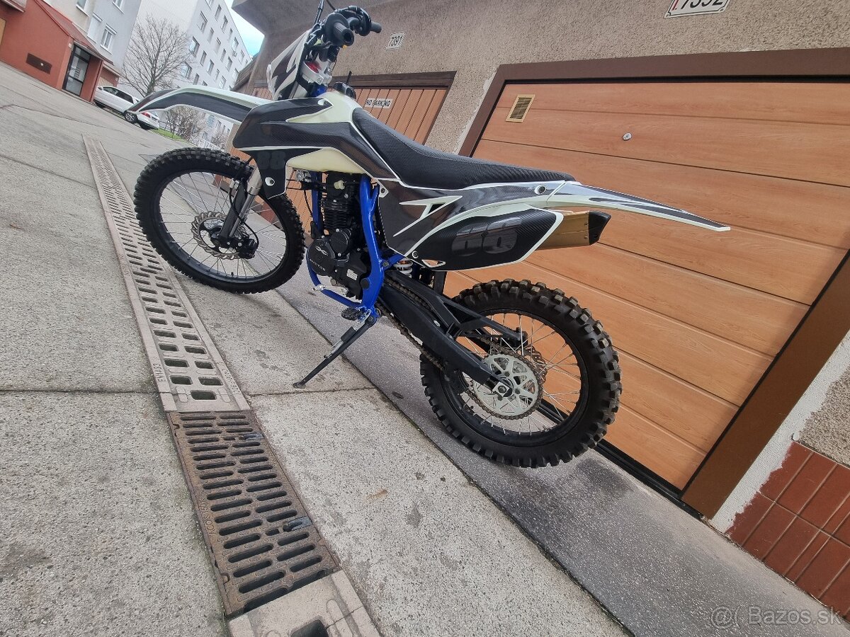 Xmotos XB-88 250ccm 2022