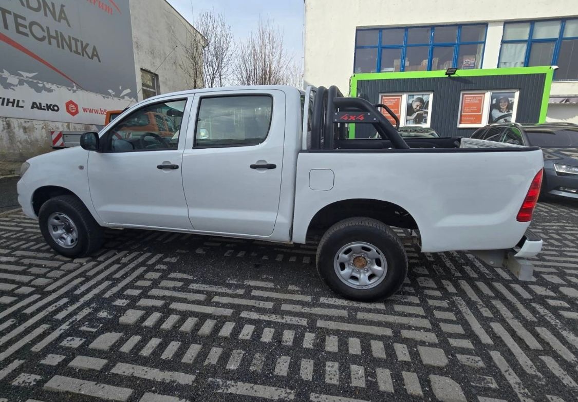 Predam Toyota Hilux 2011