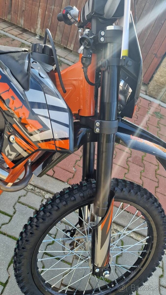 Pitbike MiniRocket PitStar II 250ccm oranžová