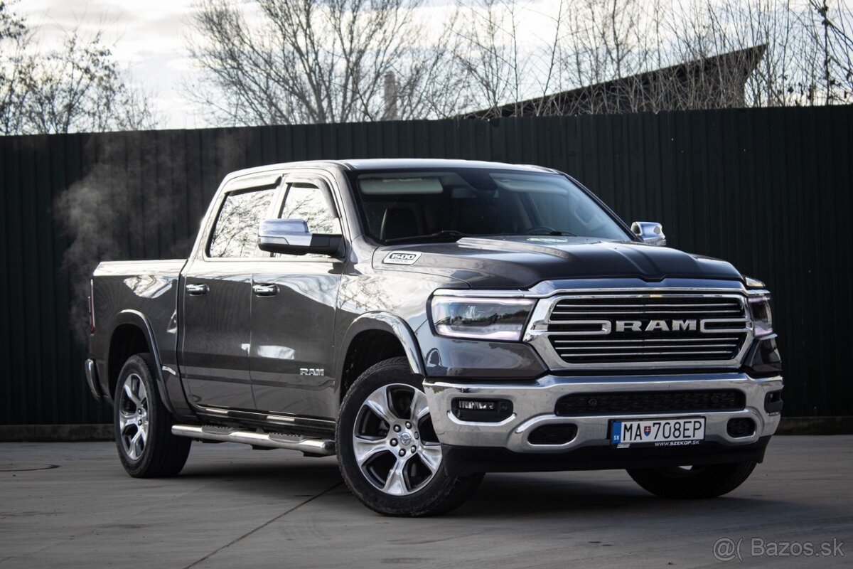 Dodge RAM 1500 Hemi 5.7 Laramie