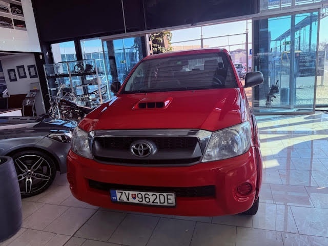 Toyota Hilux 2.5D DOBLECAB