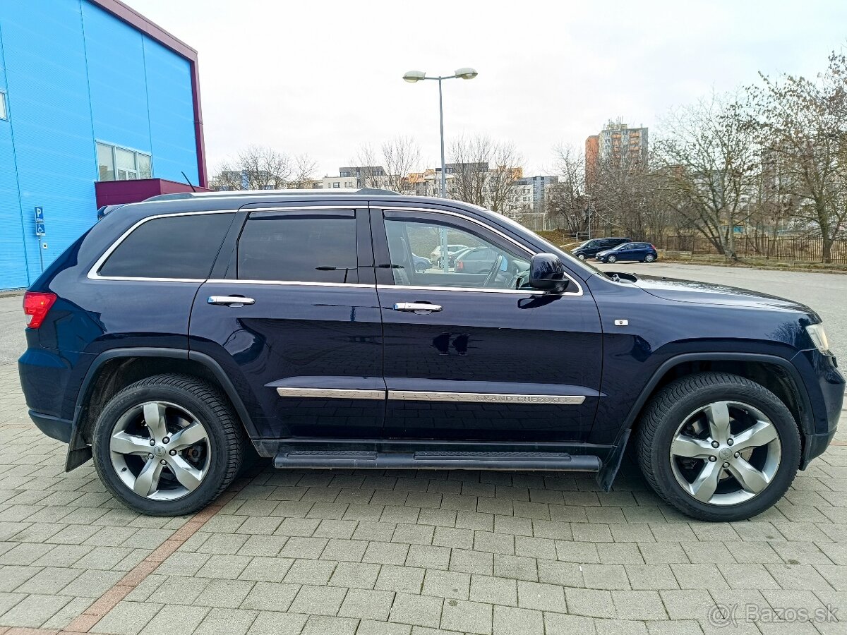 Predám JEEP Grand Cherokee WK2 3.6