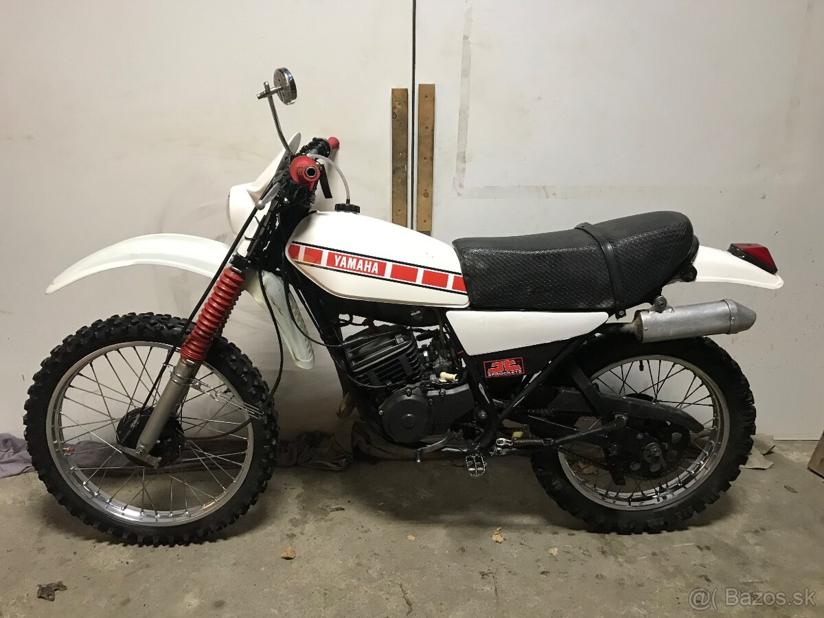 YAMAHA DT 125 MX