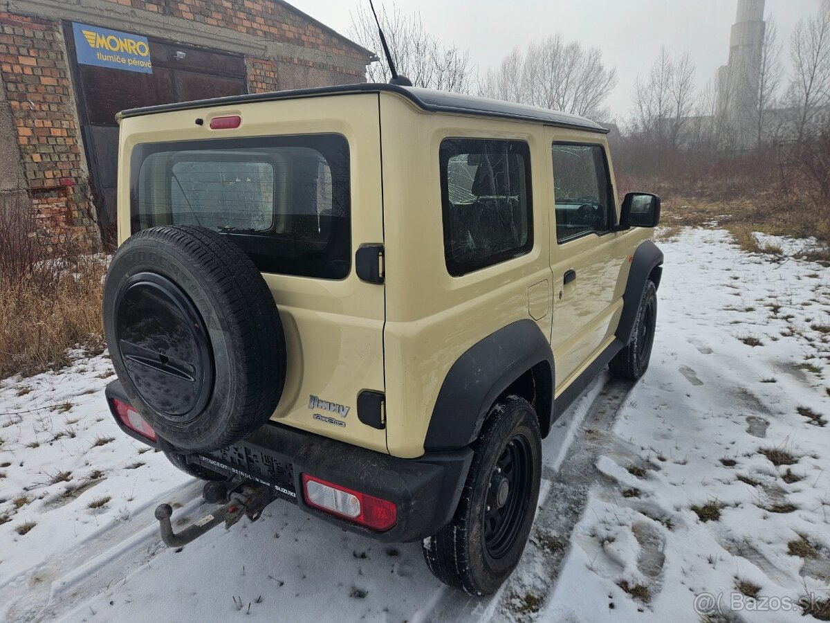 Suzuki Jimny 1.5 VVT 4x4, 4 místný