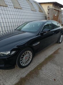 Jaguar XE 2.0D 2016 - 3