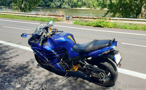 Kawasaki ZZR1400 ABS model 2013 - 3