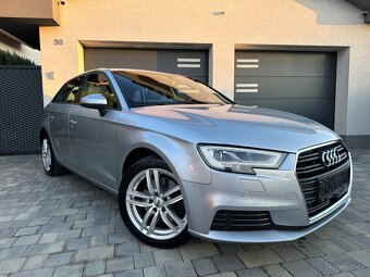 Audi A3 Sportback 35 2.0 TDI Design S-tronic - 3