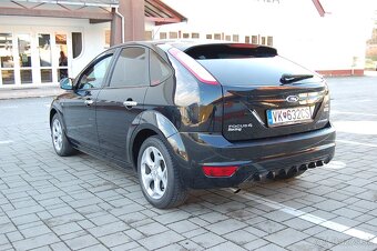 Ford Focus 1.4 16v - 3